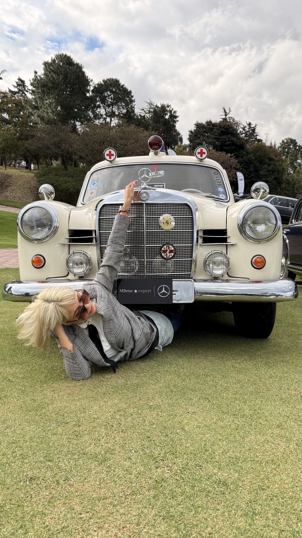 Club de Autos Antiguos y Clásicos — X Exposición Los Lagartos · Mercedes-Benz 190SL