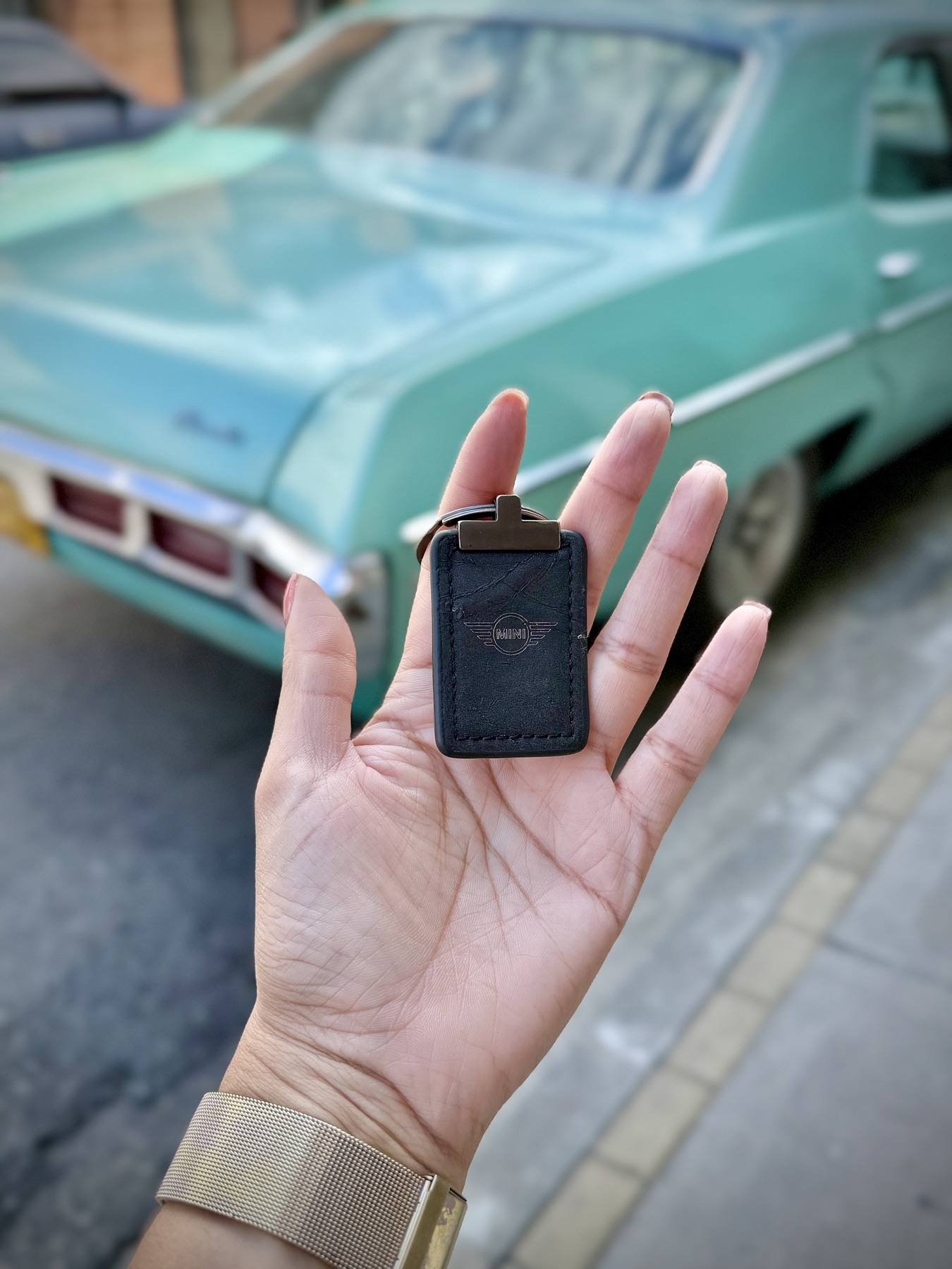 Chevrolet Impala — Las llaves listas para encender un clásico con historia.